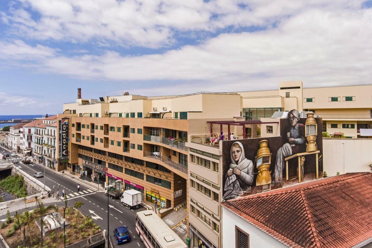 Drapes Design Apartments By An Island Apart Funchal  Exterior foto